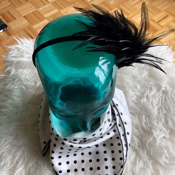 SOLD 20s Style Feather Headband - Picture 3 of 8